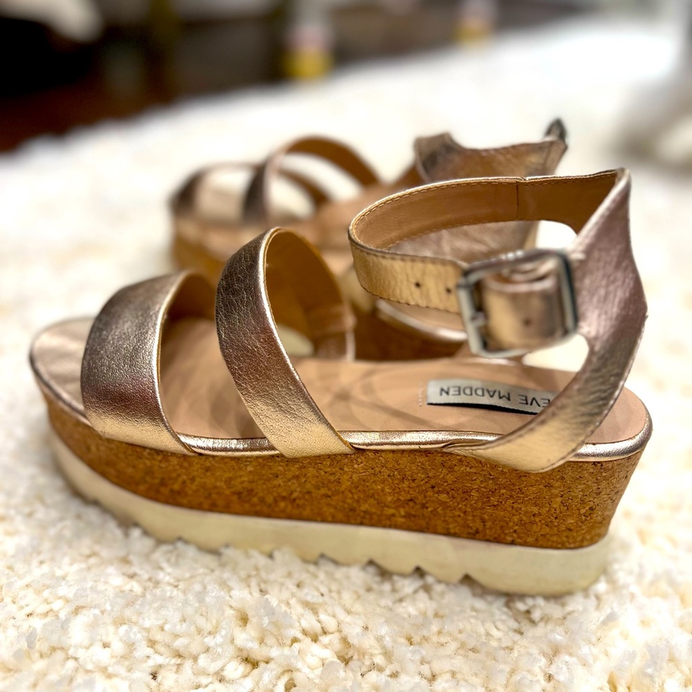 Steve Madden METALLIC Rose Gold Flatform